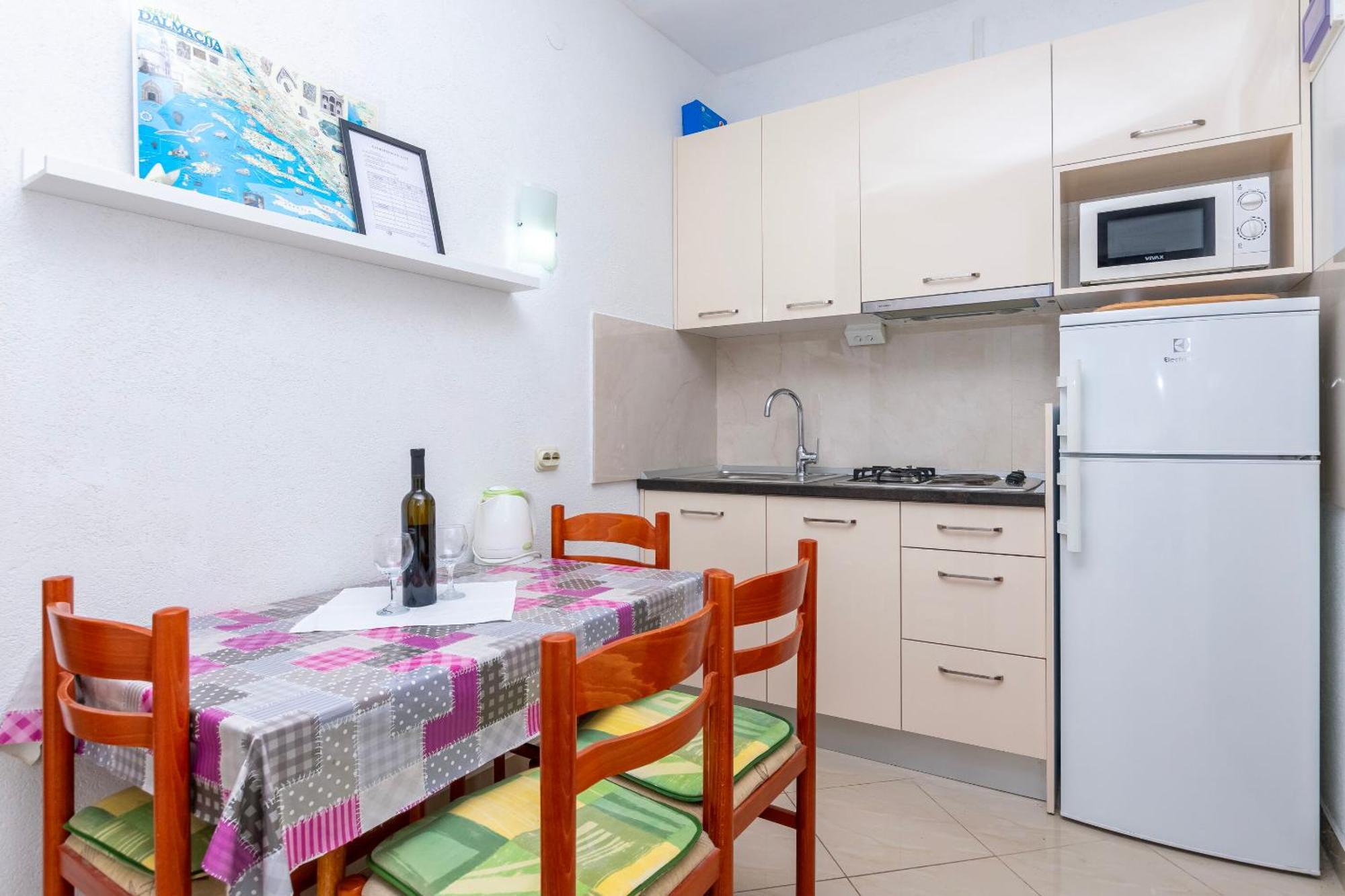 Apartments Ivo - Sea View; 피사크 외부 사진